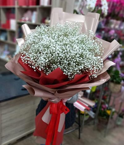 Букет цветов из: Гипсофила в Верхнем Любаже