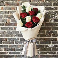 Букет цветов из:  Розы в Верхнем Любаже