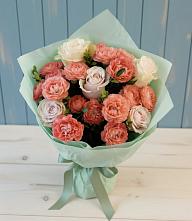 Букет цветов из:  Розы в Верхнем Любаже