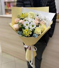 Букет цветов из:  Альстромерии, Розы и Хризантемы в Верхнем Любаже