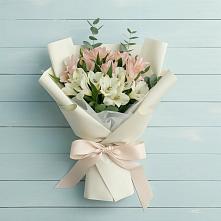Букет цветов из:  Альстромерии в Верхнем Любаже
