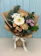 Букет цветов из:  Герберы и Хризантемы в Верхнем Любаже