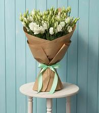 Букет цветов из:  Лизиантусы в Верхнем Любаже