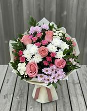 Букет цветов из:  Альстромерии, Гвоздики, Розы и Хризантемы в Верхнем Любаже