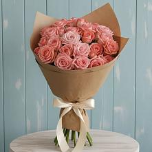 Букет цветов из:  Розы в Верхнем Любаже