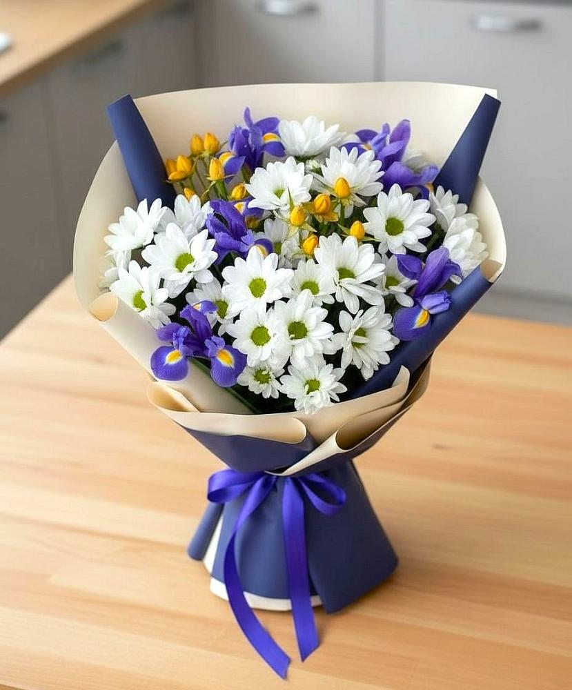 Букет цветов из: Розы, Ирисы и Хризантемы в Верхнем Любаже