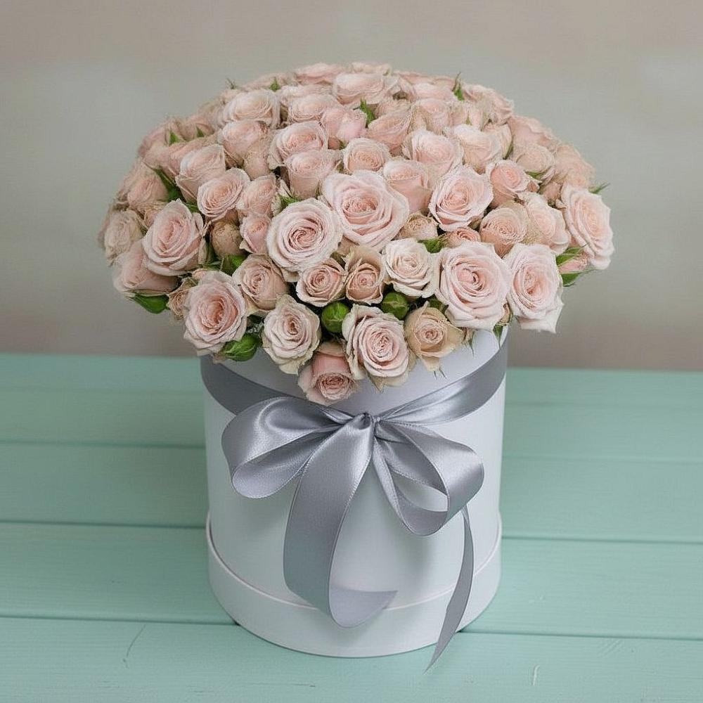 Цветочная композиция из Розы в шляпной коробке в Верхнем Любаже