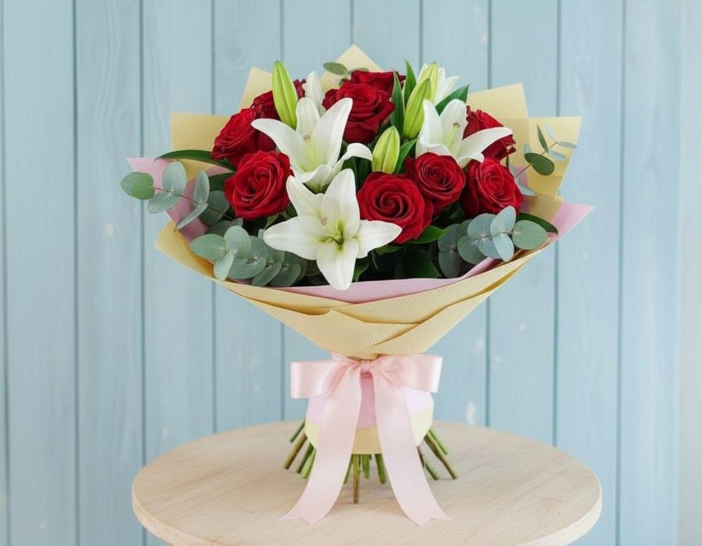 Букет цветов из: Лилии и Розы в Верхнем Любаже