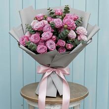 Букет цветов из:  Розы в Верхнем Любаже
